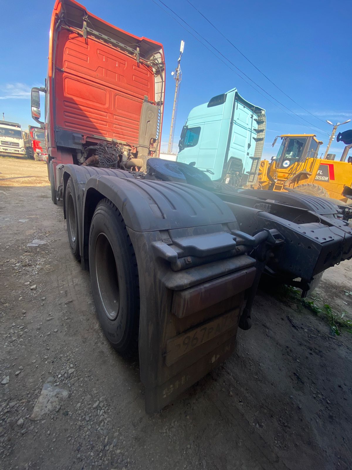 Shacman (Shaanxi) SX* 6x4 Седельный тягач 2024 г. - фото 5