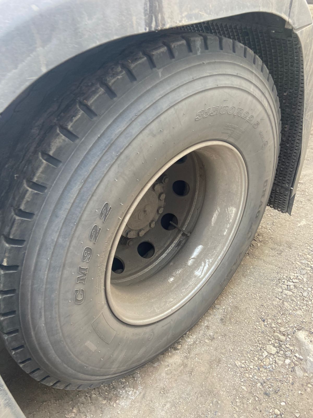 Shacman (Shaanxi) SX* 6x4 Седельный тягач 2024 г. - фото 13