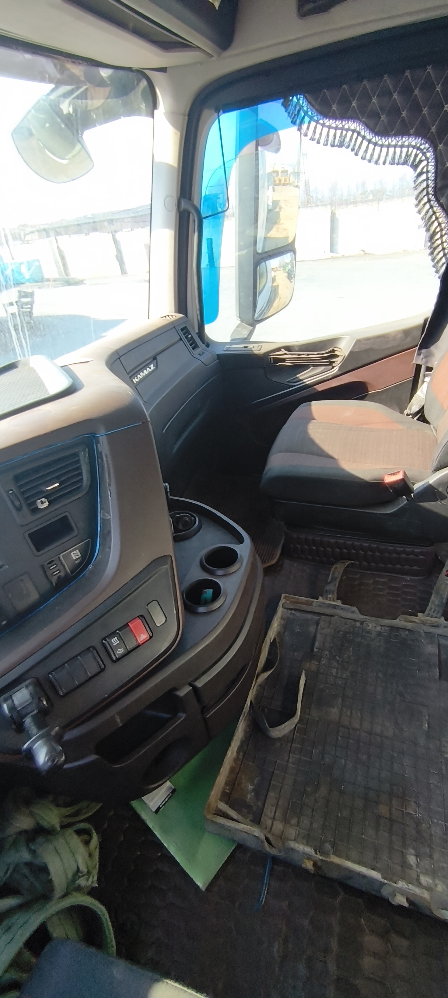 КамАЗ 54901 4x2 Седельный тягач 2022 г. - фото 8