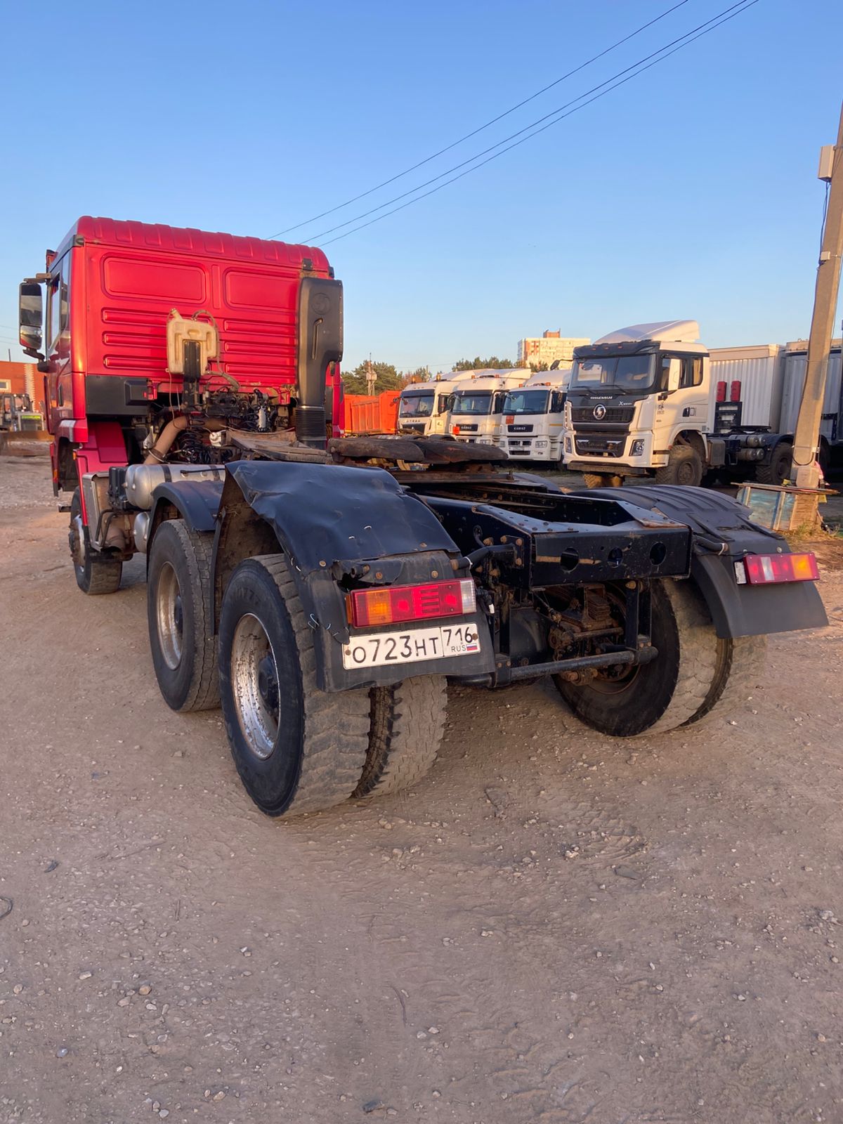 Shacman (Shaanxi) SX* 6x6 Седельный тягач 2022 г. - фото 4