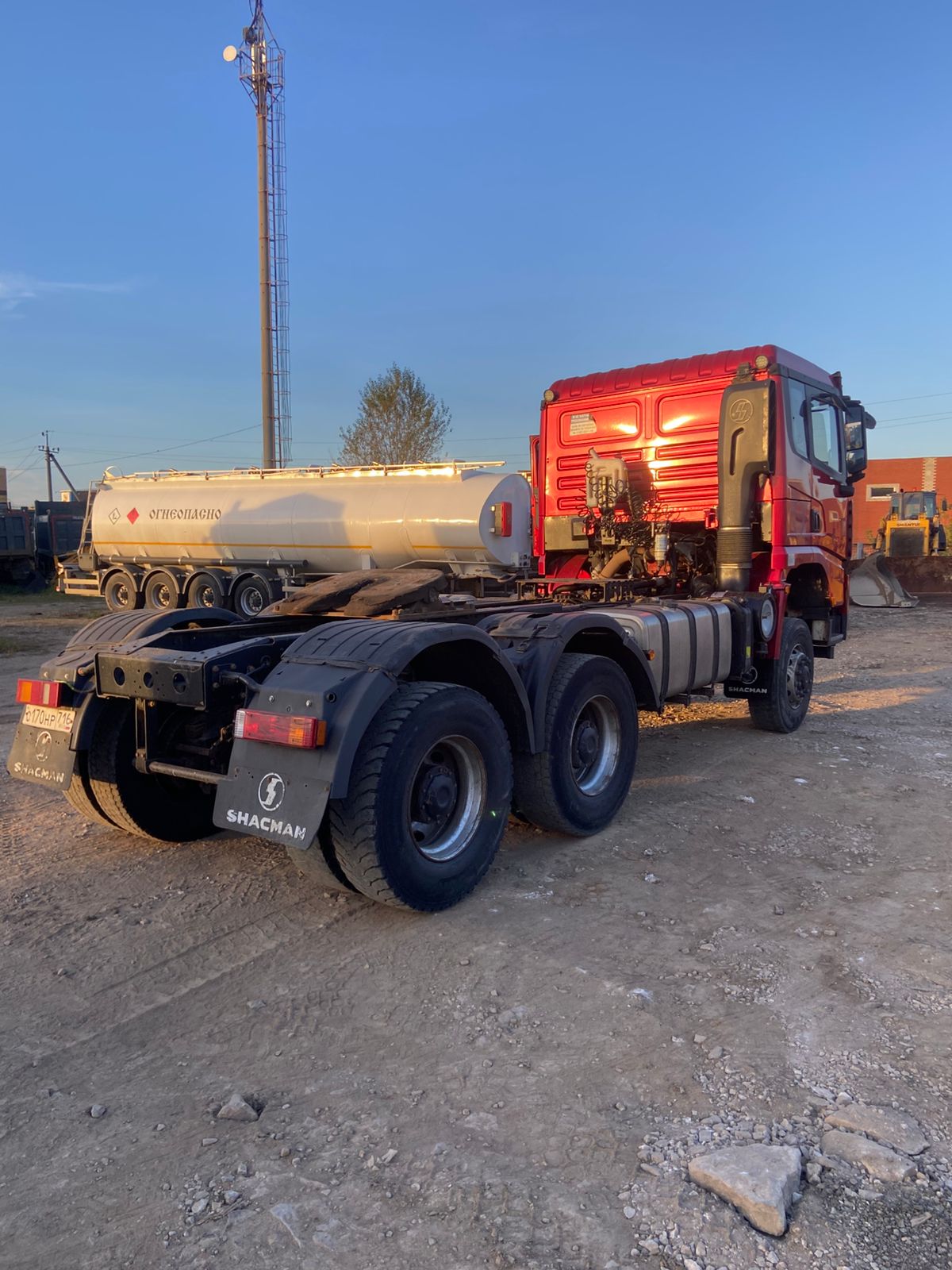 Shacman (Shaanxi) SX* 6x6 Седельный тягач 2022 г. - фото 4
