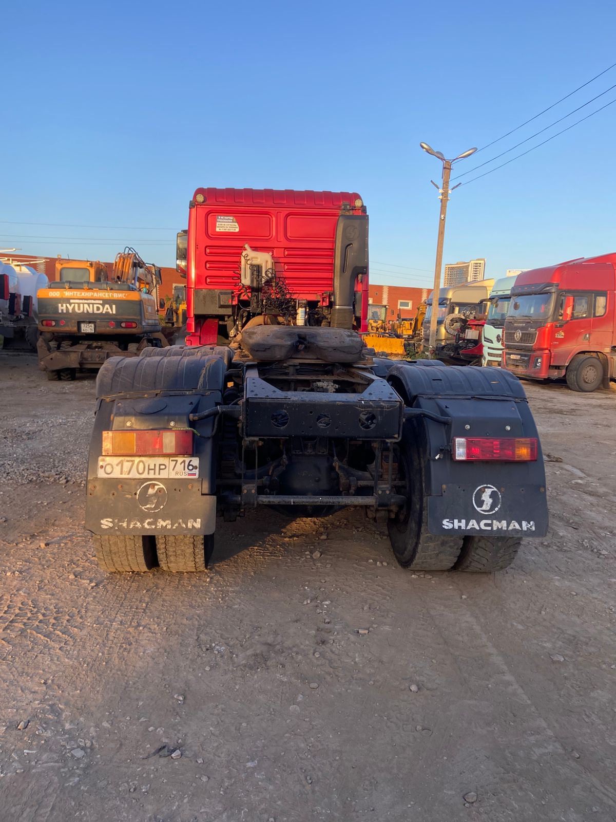 Shacman (Shaanxi) SX* 6x6 Седельный тягач 2022 г. - фото 8