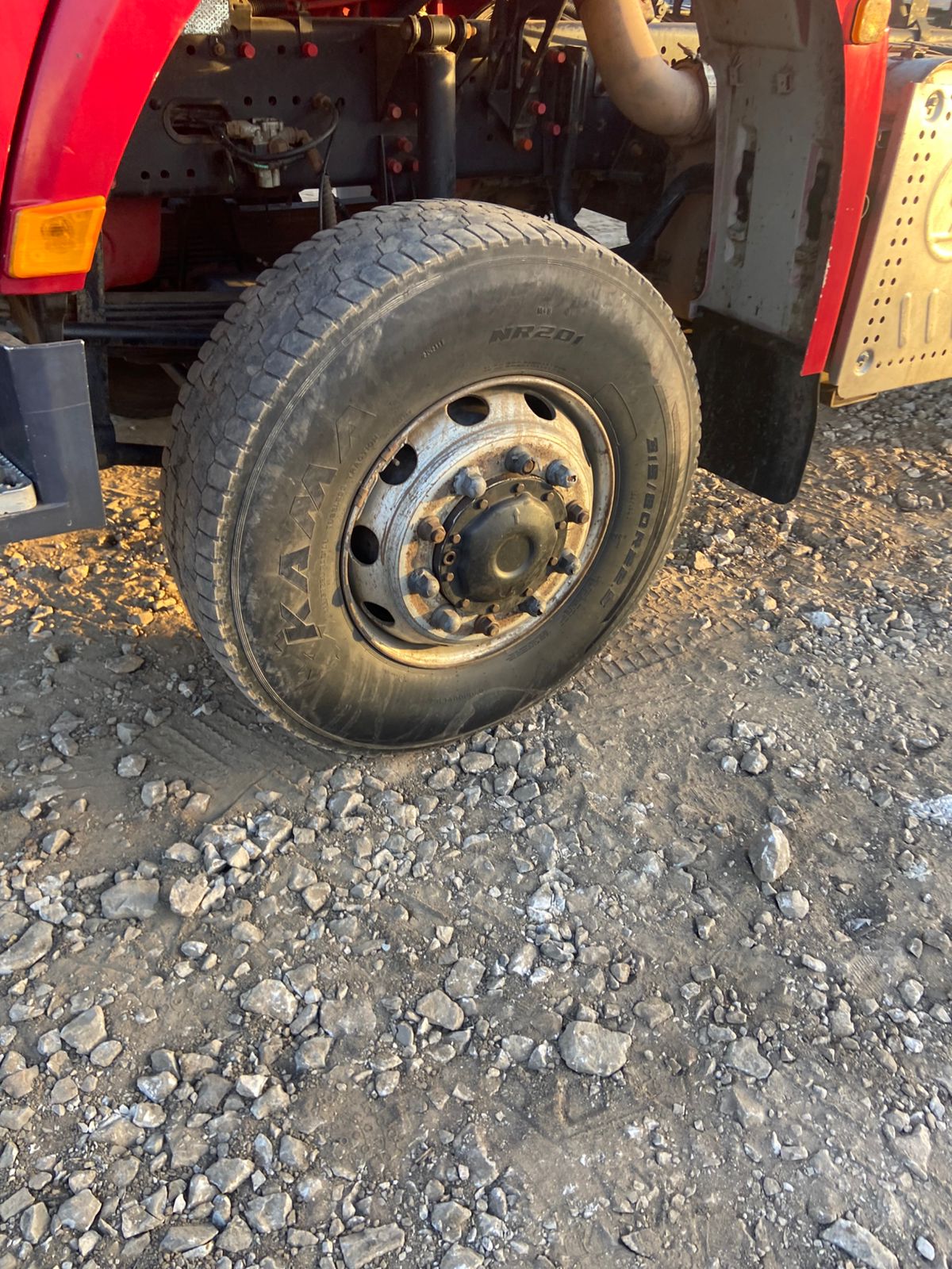 Shacman (Shaanxi) SX* 6x6 Седельный тягач 2022 г. - фото 15