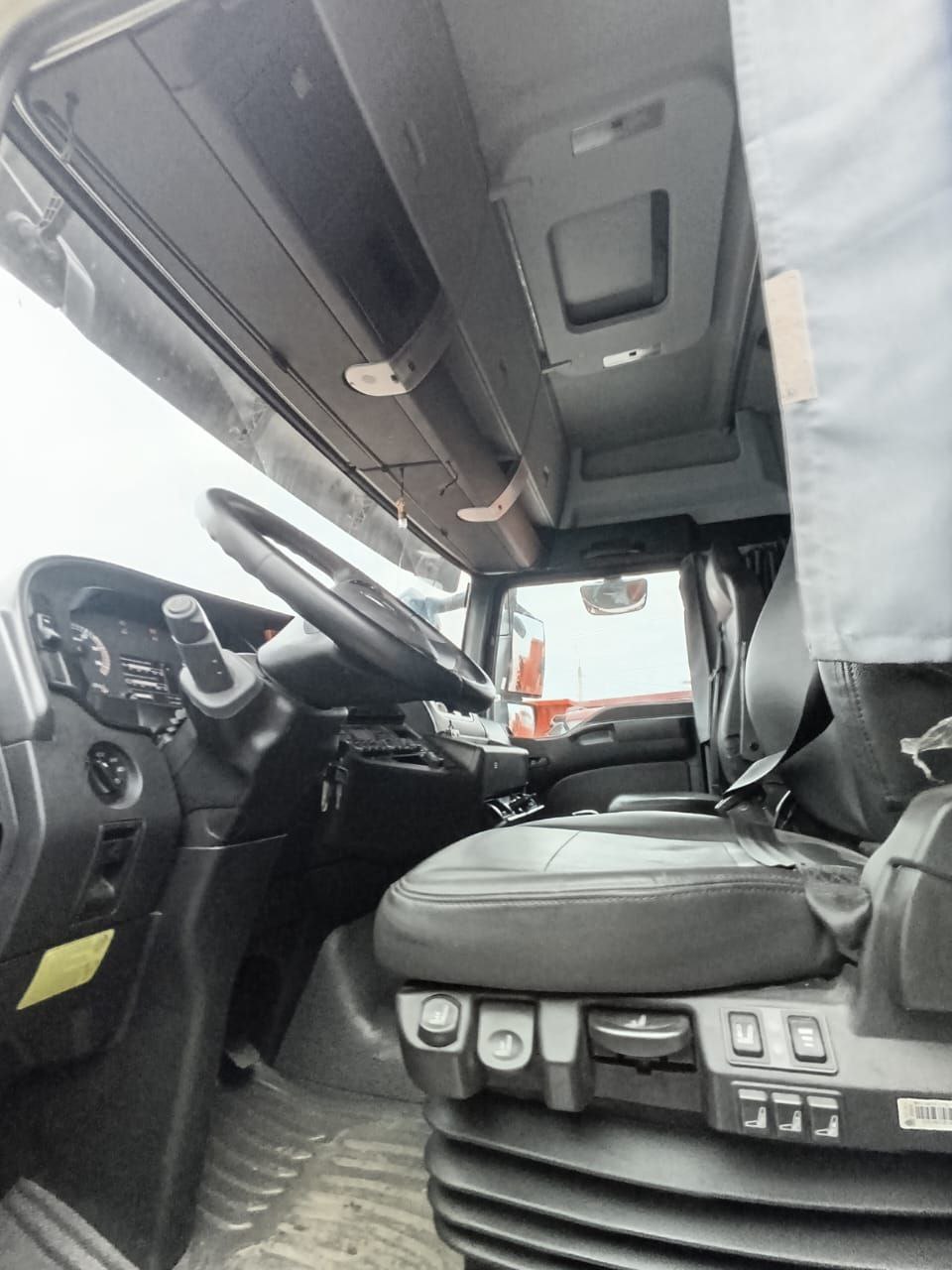 SITRAK C7H 4x2 Седельный тягач 2023 г. - фото 8