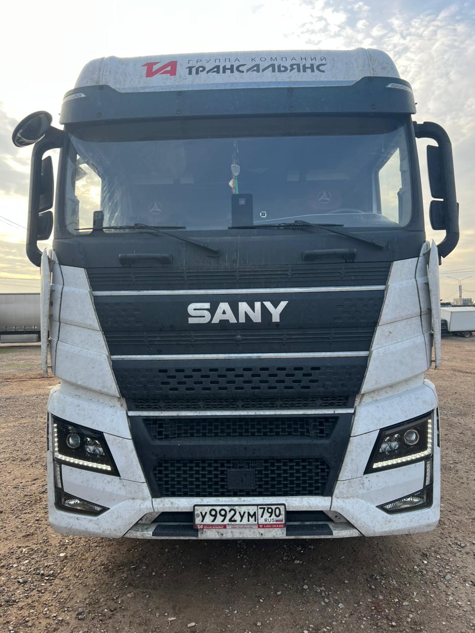 SANY S* 4x2 Седельный тягач 2024 г.