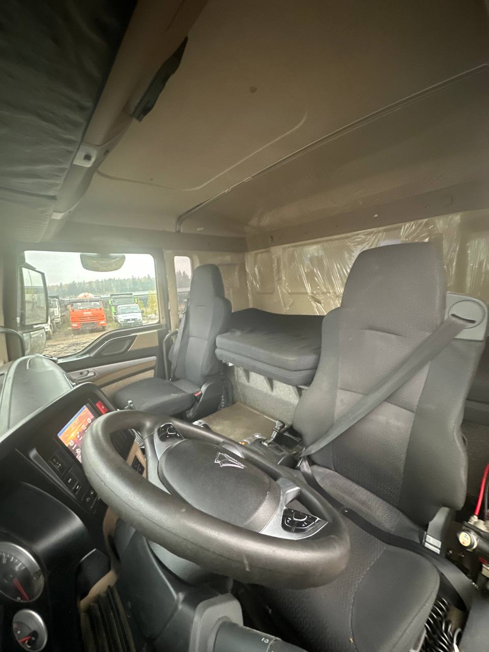 Howo T5G 6x4 Самосвал 2022 г. - фото 28