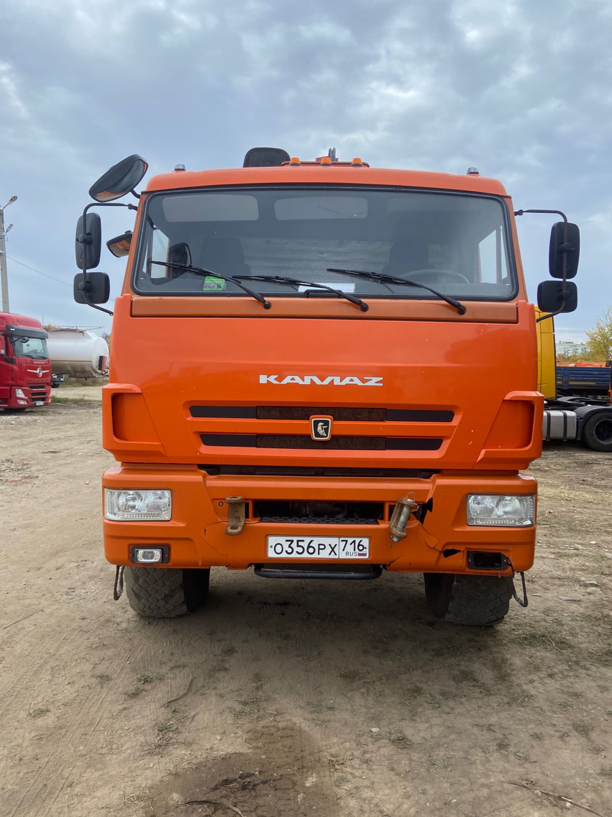 Кран центр "КАМАЗ" 659100 на шасси КамАЗ 43118 6x6 Бортовой с КМУ 2022 г.