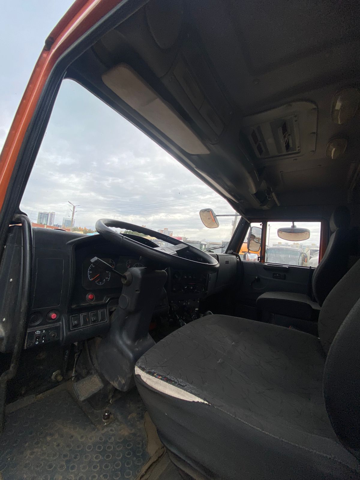 Кран центр "КАМАЗ" 659100 на шасси КамАЗ 43118 6x6 Бортовой с КМУ 2022 г. - фото 8