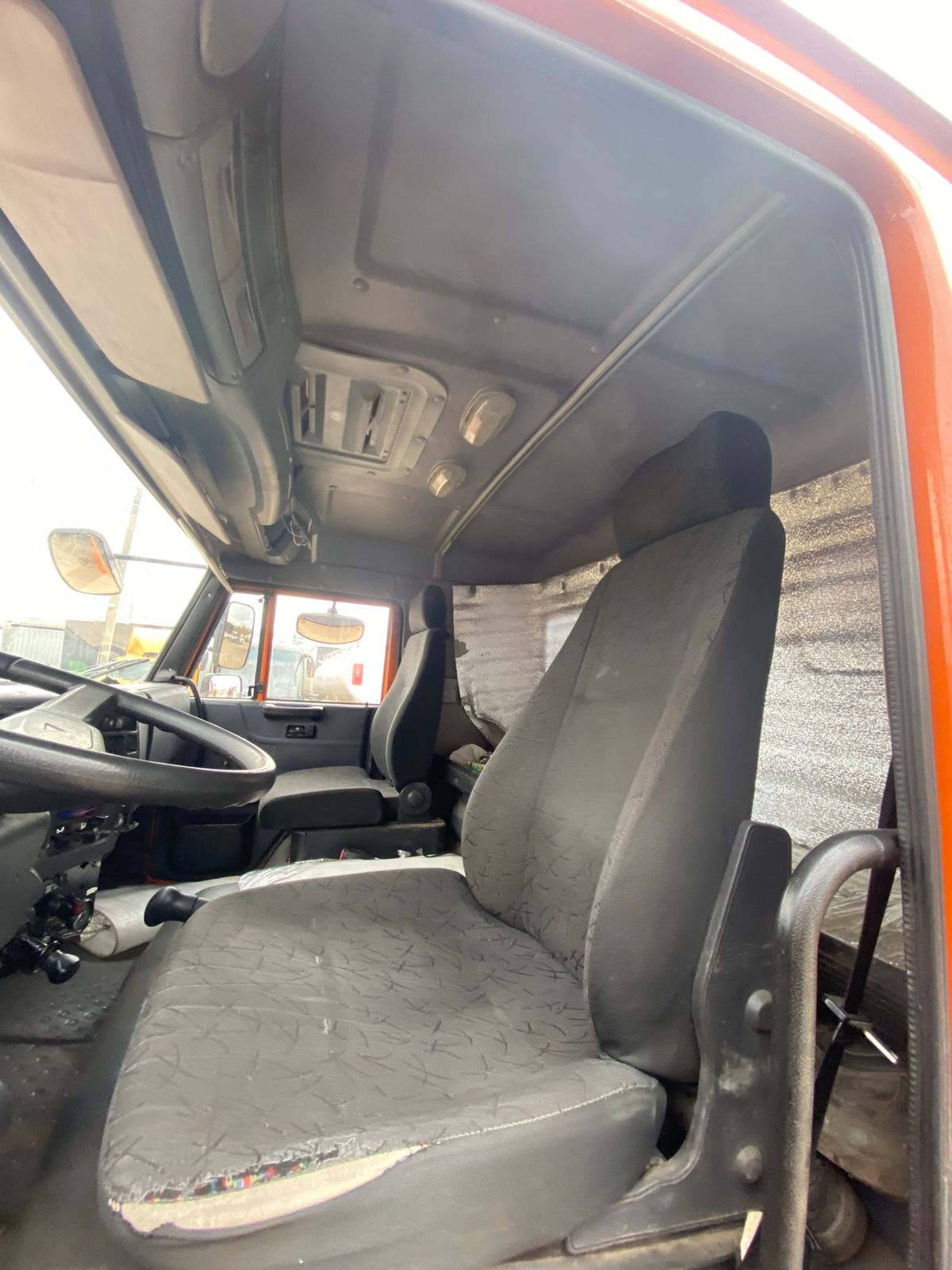 Кран центр "КАМАЗ" 659100 на шасси КамАЗ 43118 6x6 Бортовой с КМУ 2022 г. - фото 9