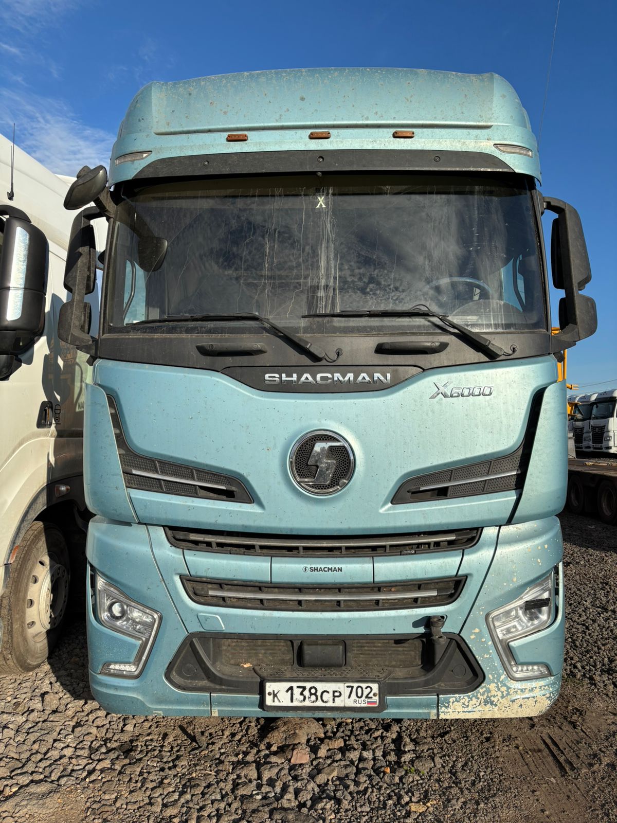 Shacman (Shaanxi) SX* 4x2 Седельный тягач