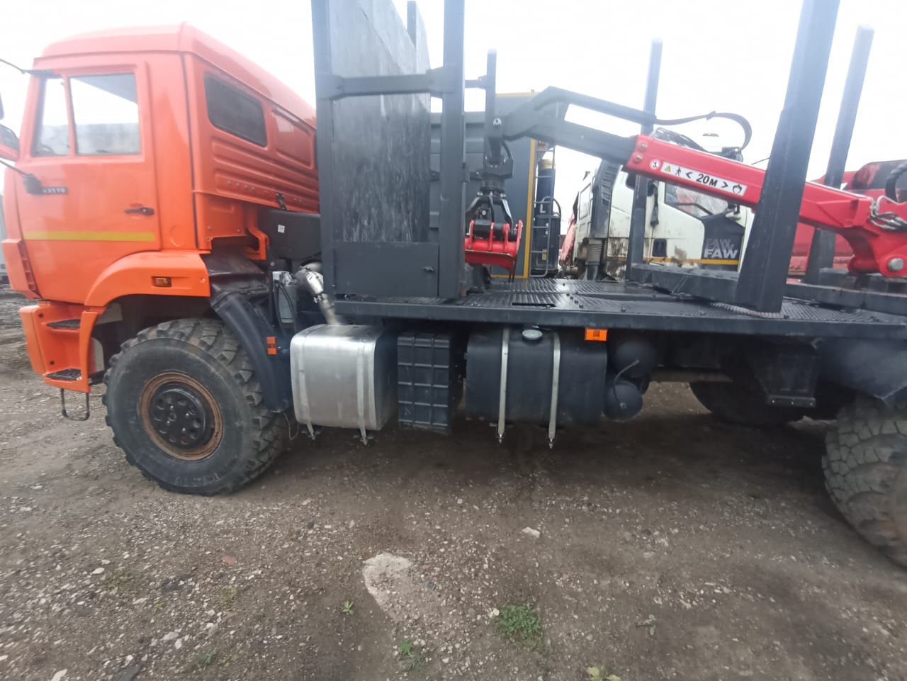 КамАЗ 43118 6x6 Сортиментовоз с КМУ 2024 г. - фото 4