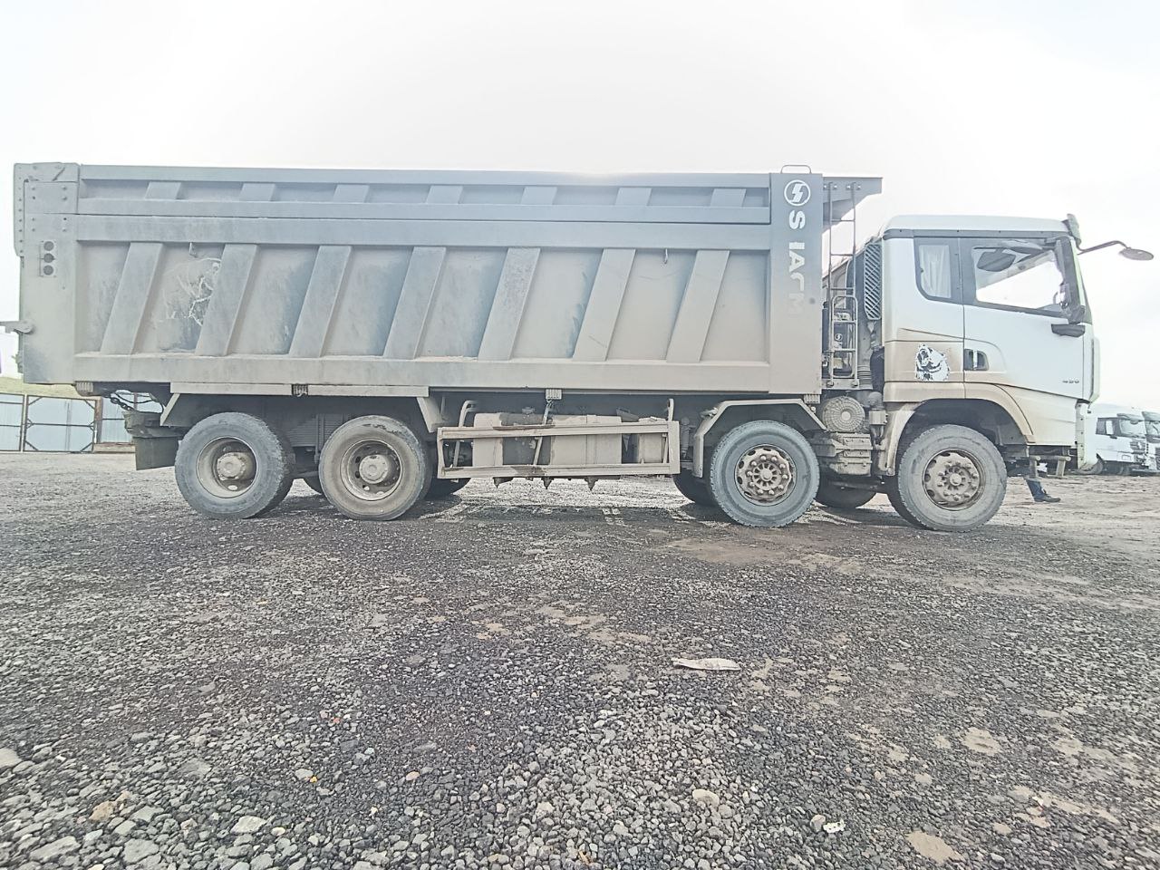 Shacman (Shaanxi) SX* 8x4 Самосвал 2024 г. - фото 3