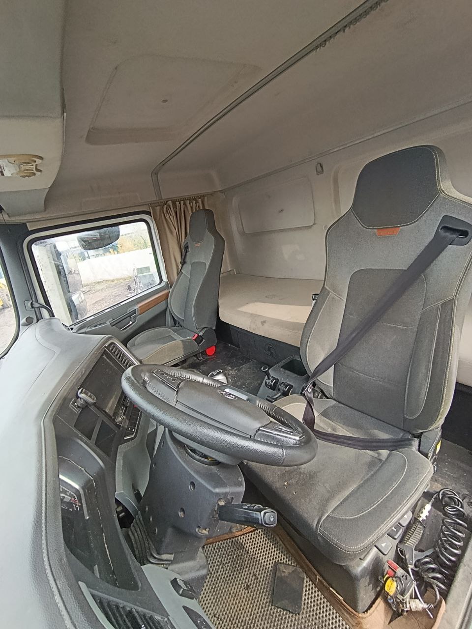 Shacman (Shaanxi) SX* 8x4 Самосвал 2024 г. - фото 9