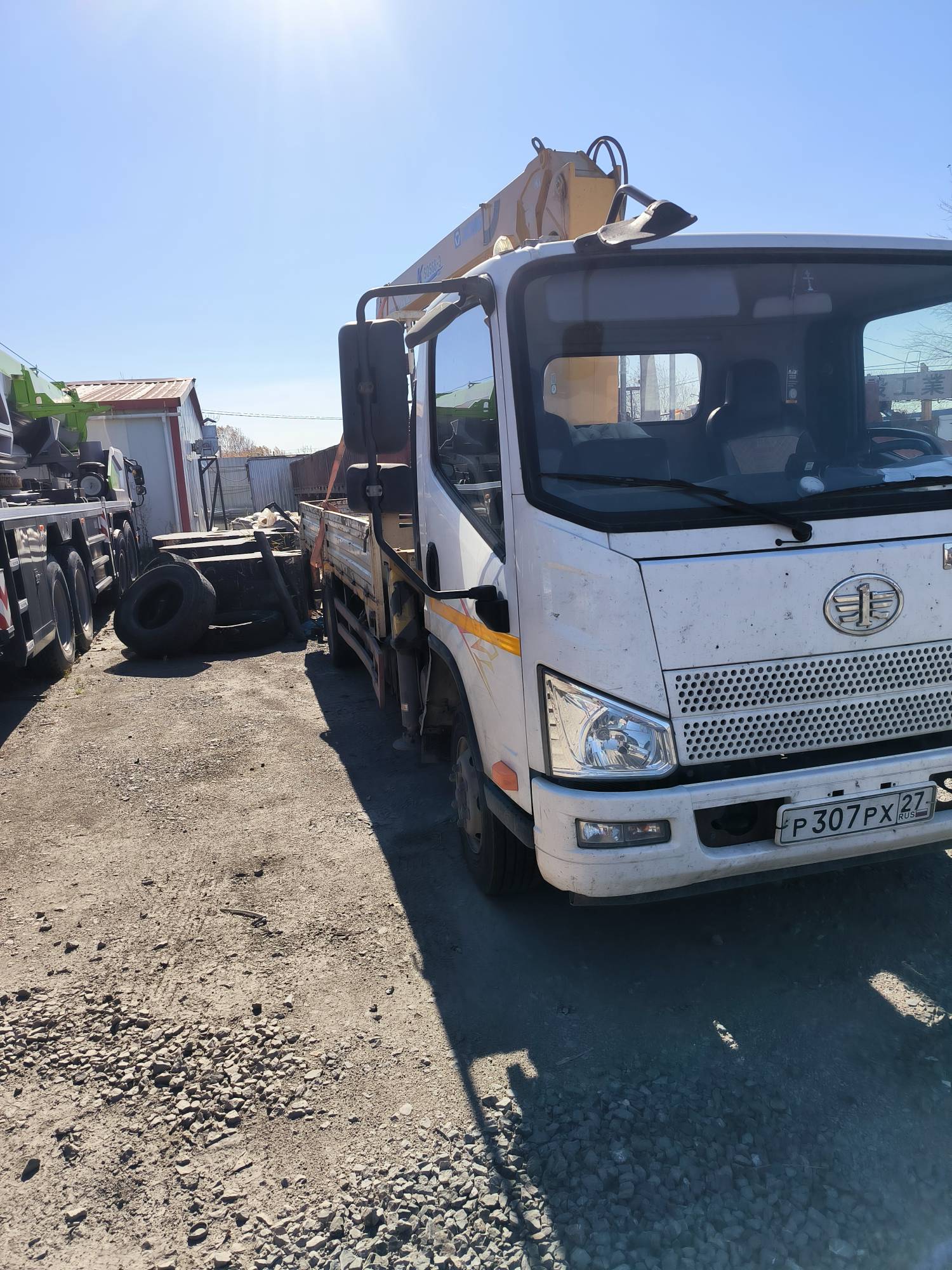 FAW CA5066 4x2 Бортовой с КМУ 2019 г. - фото 2