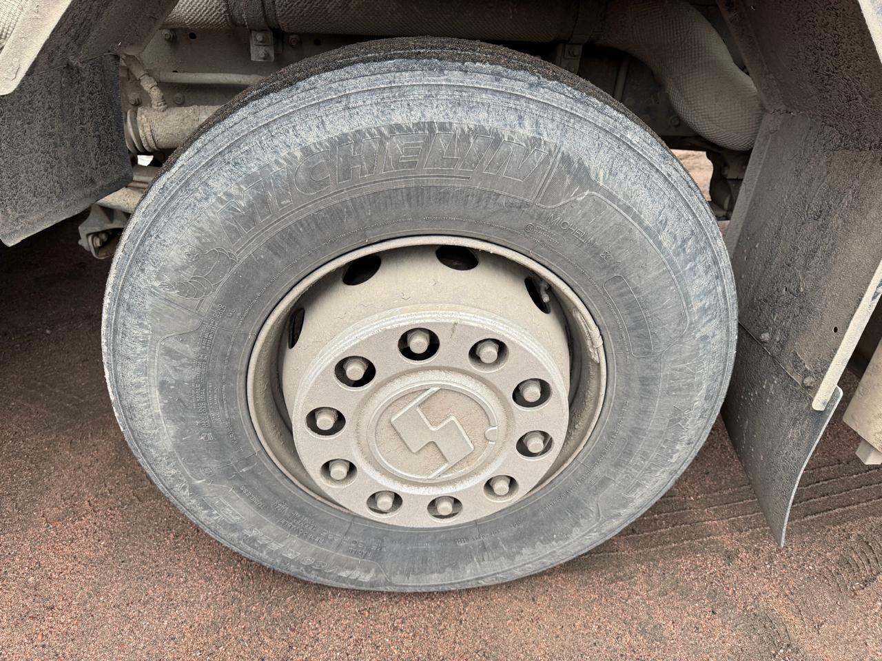 Shacman (Shaanxi) SX* 8x4 Самосвал 2022 г. - фото 9