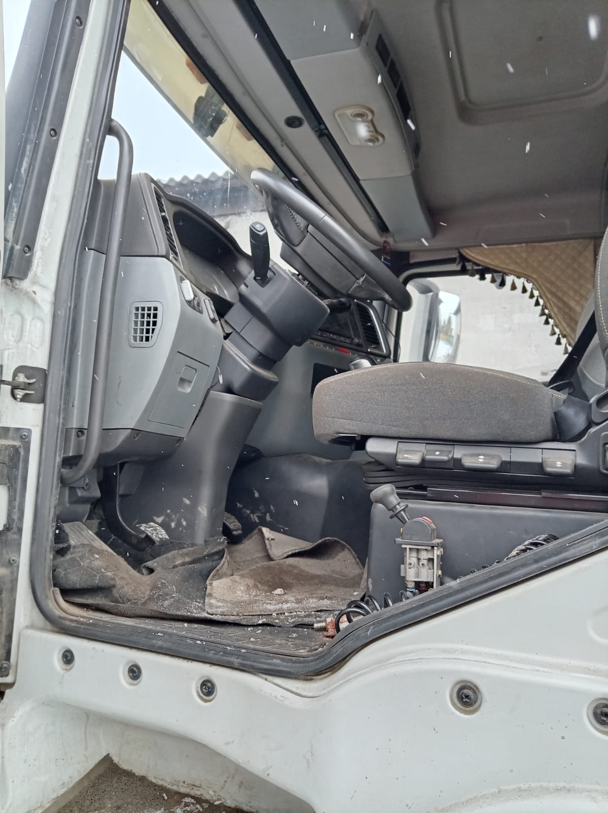 Shacman (Shaanxi) SX* 8x4 Самосвал 2023 г. - фото 9