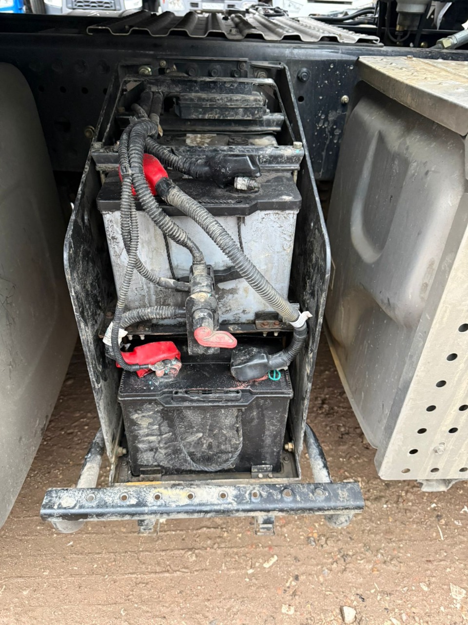 SANY S* 4x2 Седельный тягач 2024 г. - фото 17