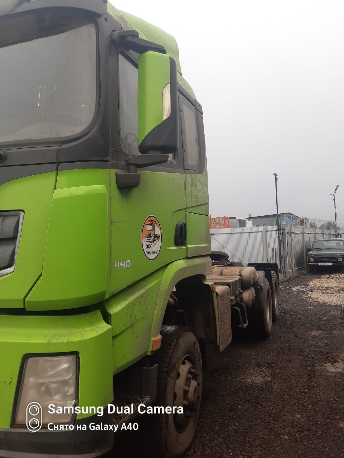 Shacman (Shaanxi) SX* 6x6 Седельный тягач 2022 г. - фото 2