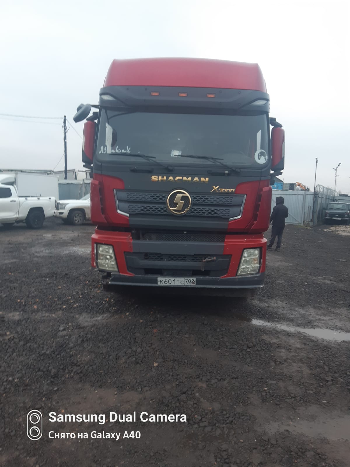 Shacman (Shaanxi) SX* 6x4 Седельный тягач 2022 г.