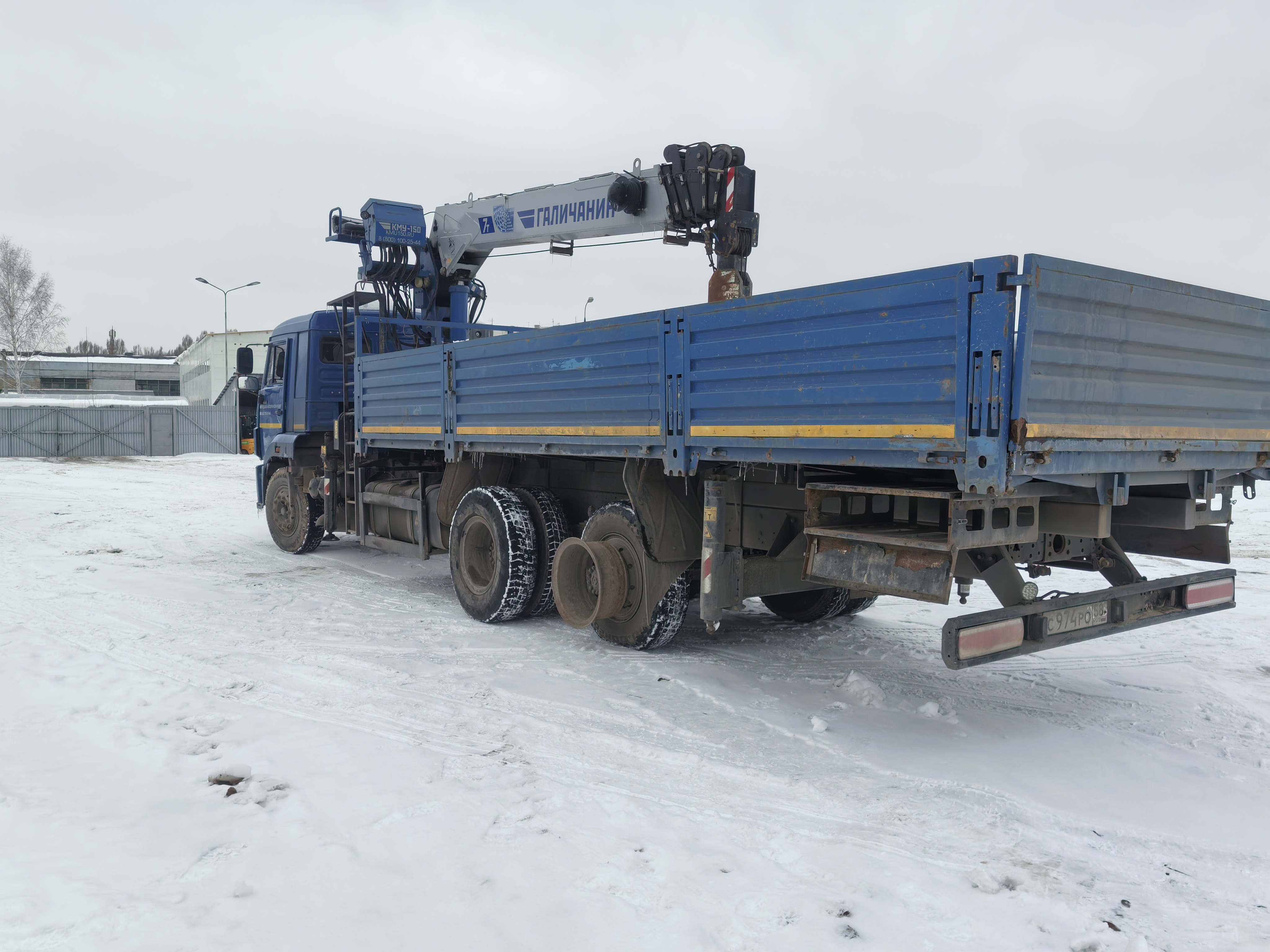 Галичский автокрановый завод (ГАКЗ) КМА-150* на шасси КамАЗ 65117 6x4 Бортовой с КМУ 2023 г. - фото 7