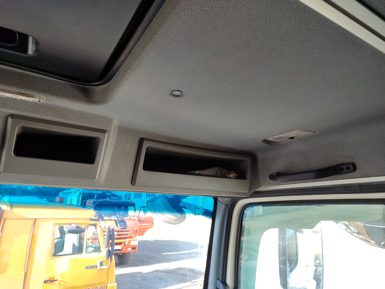 КамАЗ 65206 6x4 Седельный тягач 2019 г. - фото 13