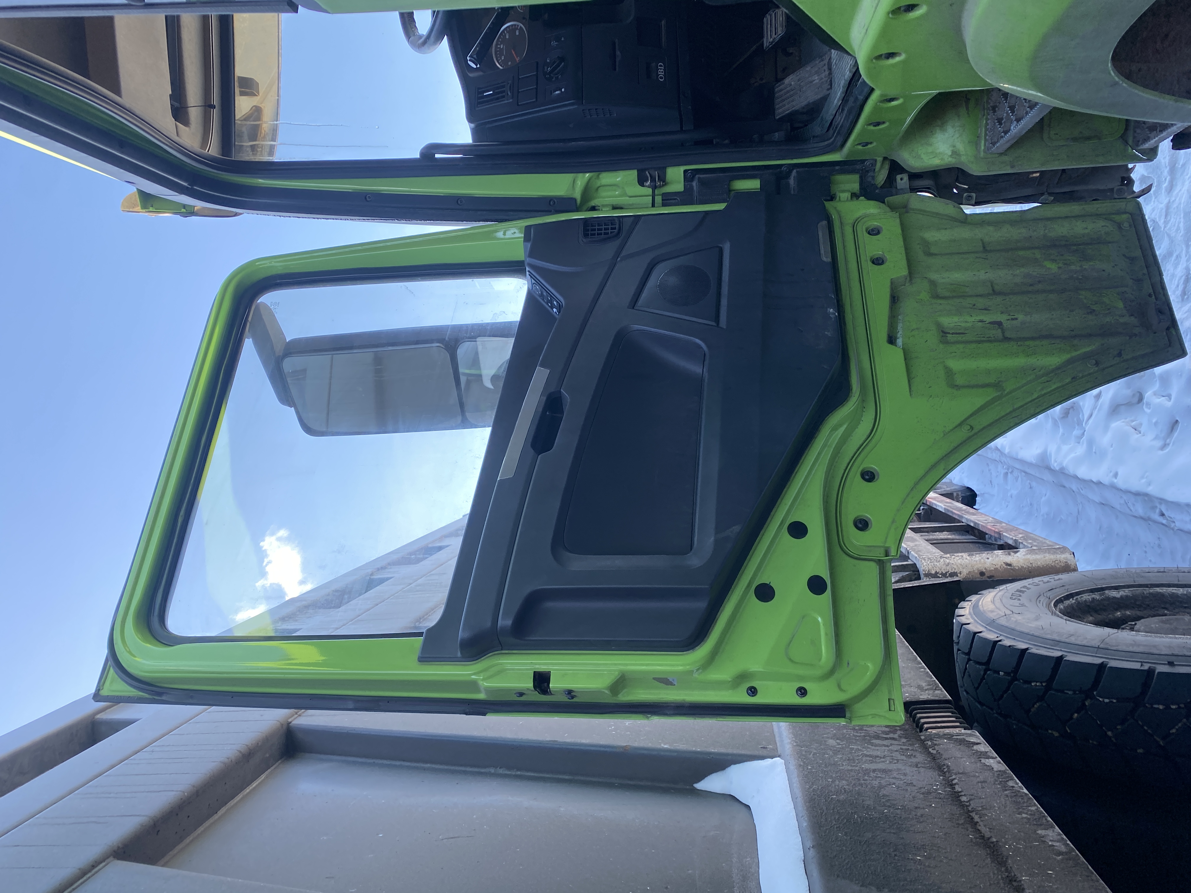 Shacman (Shaanxi) SX* 8x4 Самосвал 2023 г. - фото 6