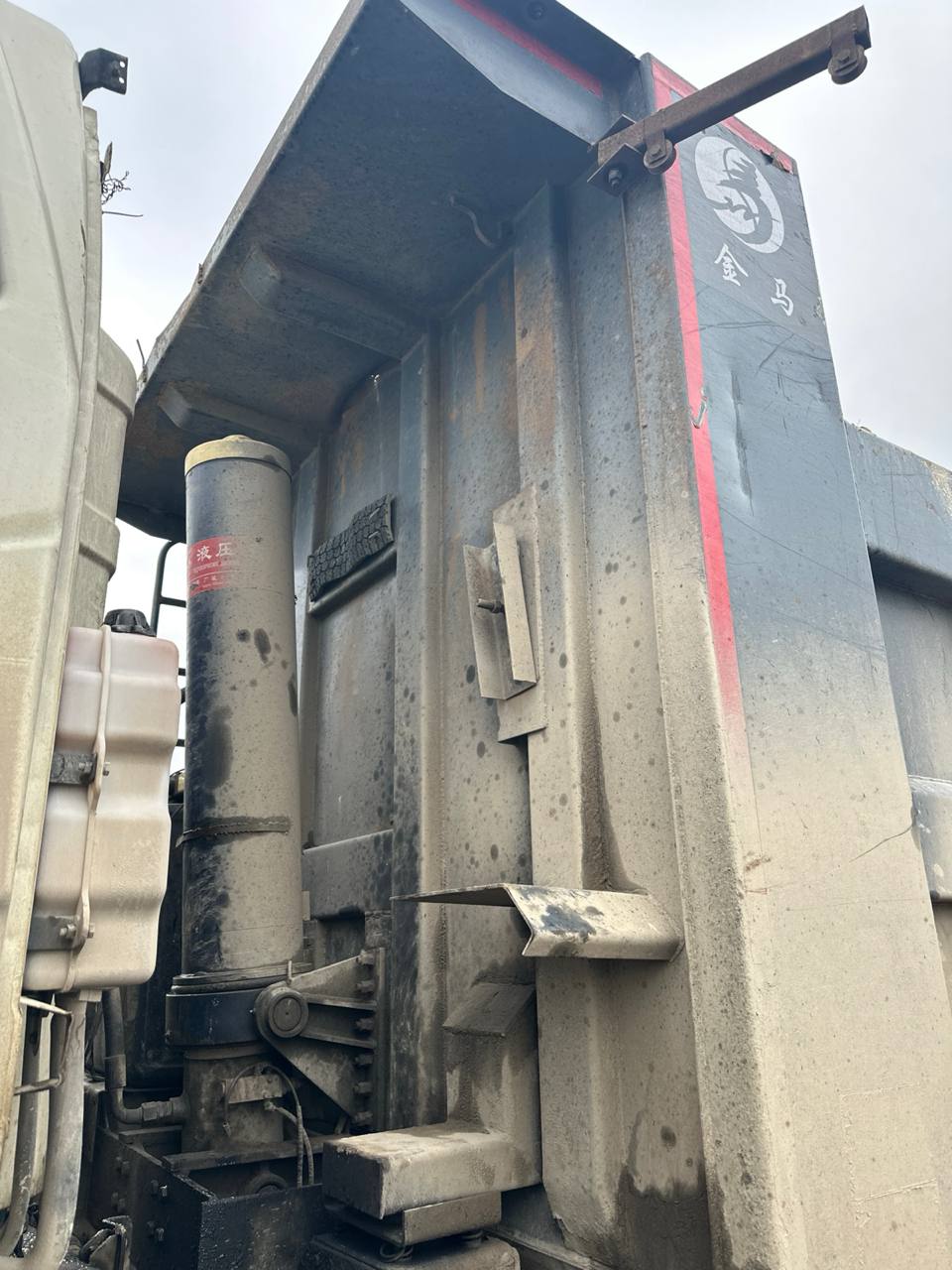 FAW J6 8x4 Самосвал 2021 г. - фото 18