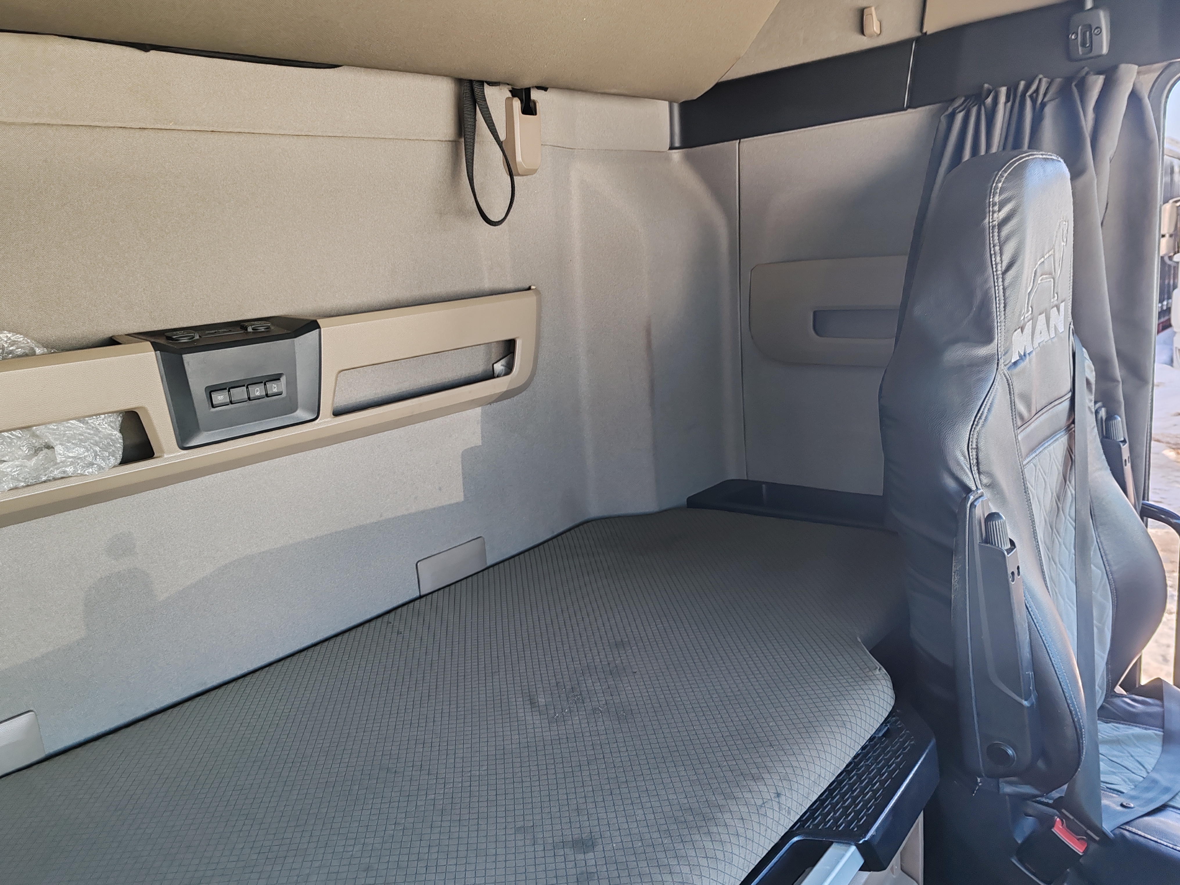 MAN TGX 4X2 Седельный тягач 2021 г. - фото 9