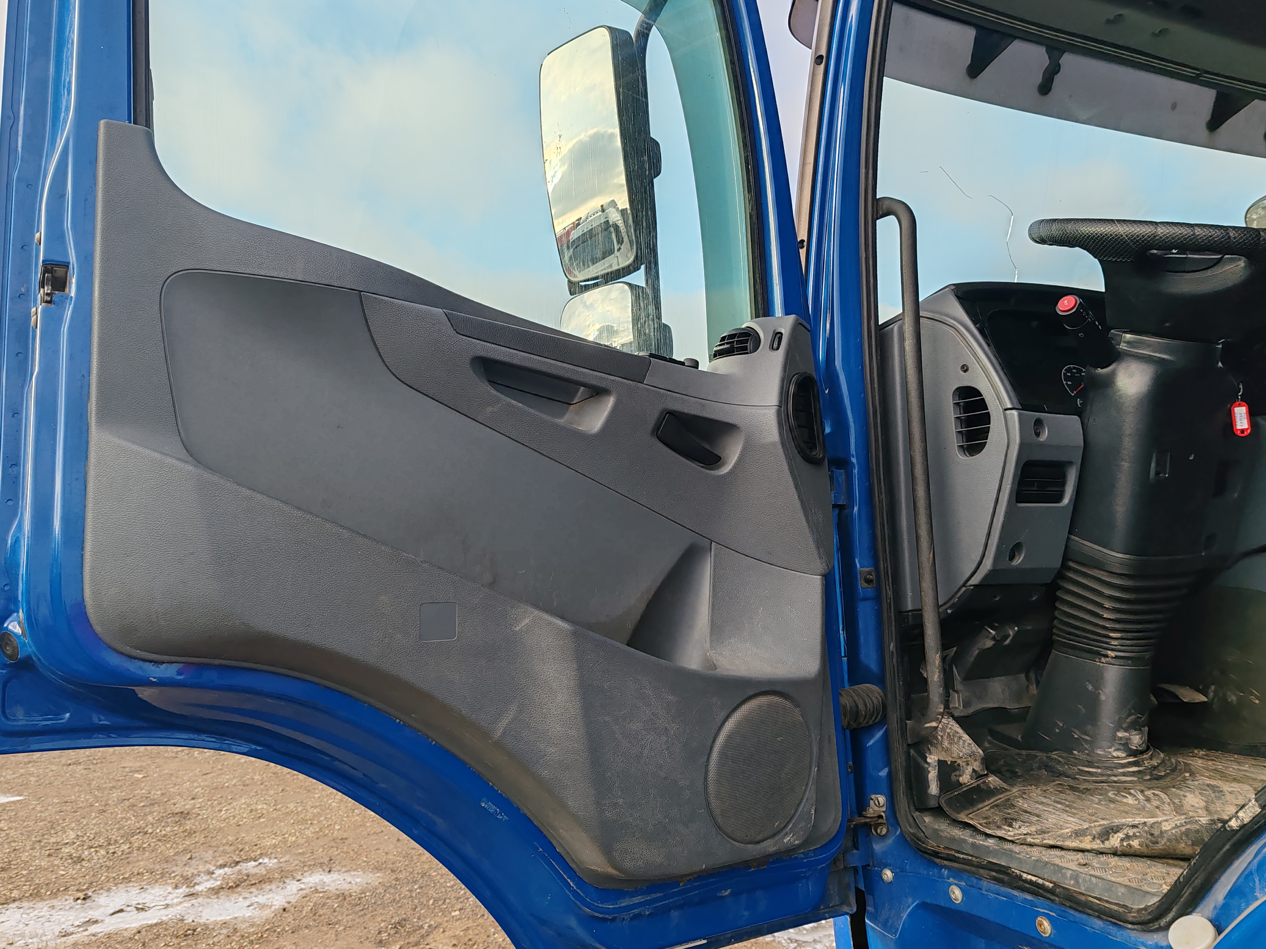 КамАЗ 5490 4x2 Седельный тягач 2020 г. - фото 9