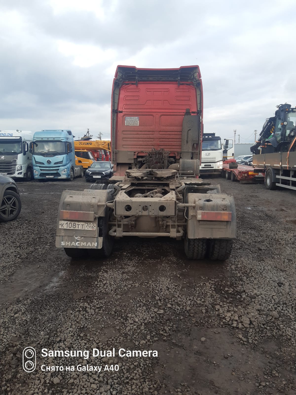 Shacman (Shaanxi) SX* 6x4 Седельный тягач 2022 г. - фото 6