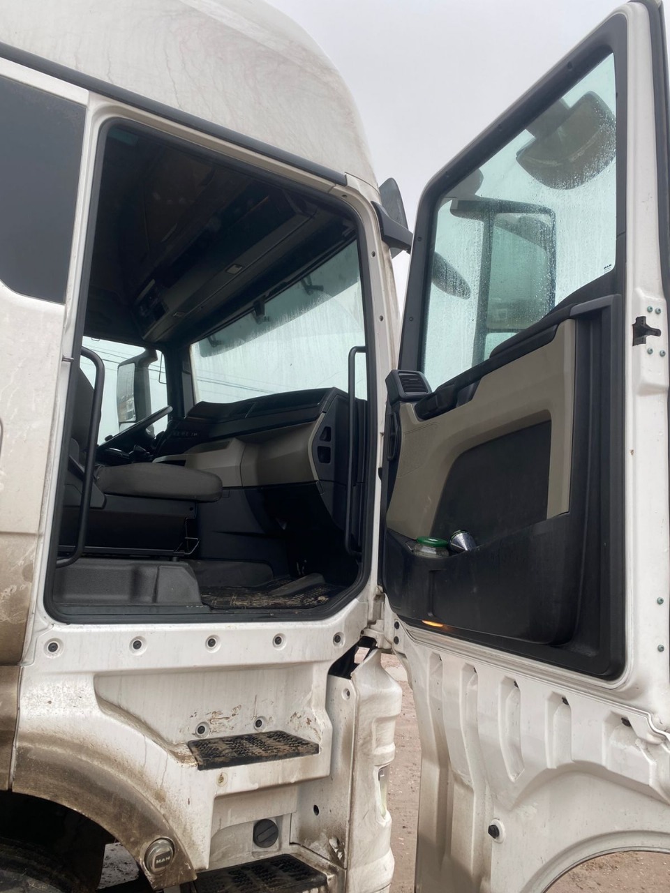 MAN TGX 4X2 Седельный тягач 2021 г. - фото 6