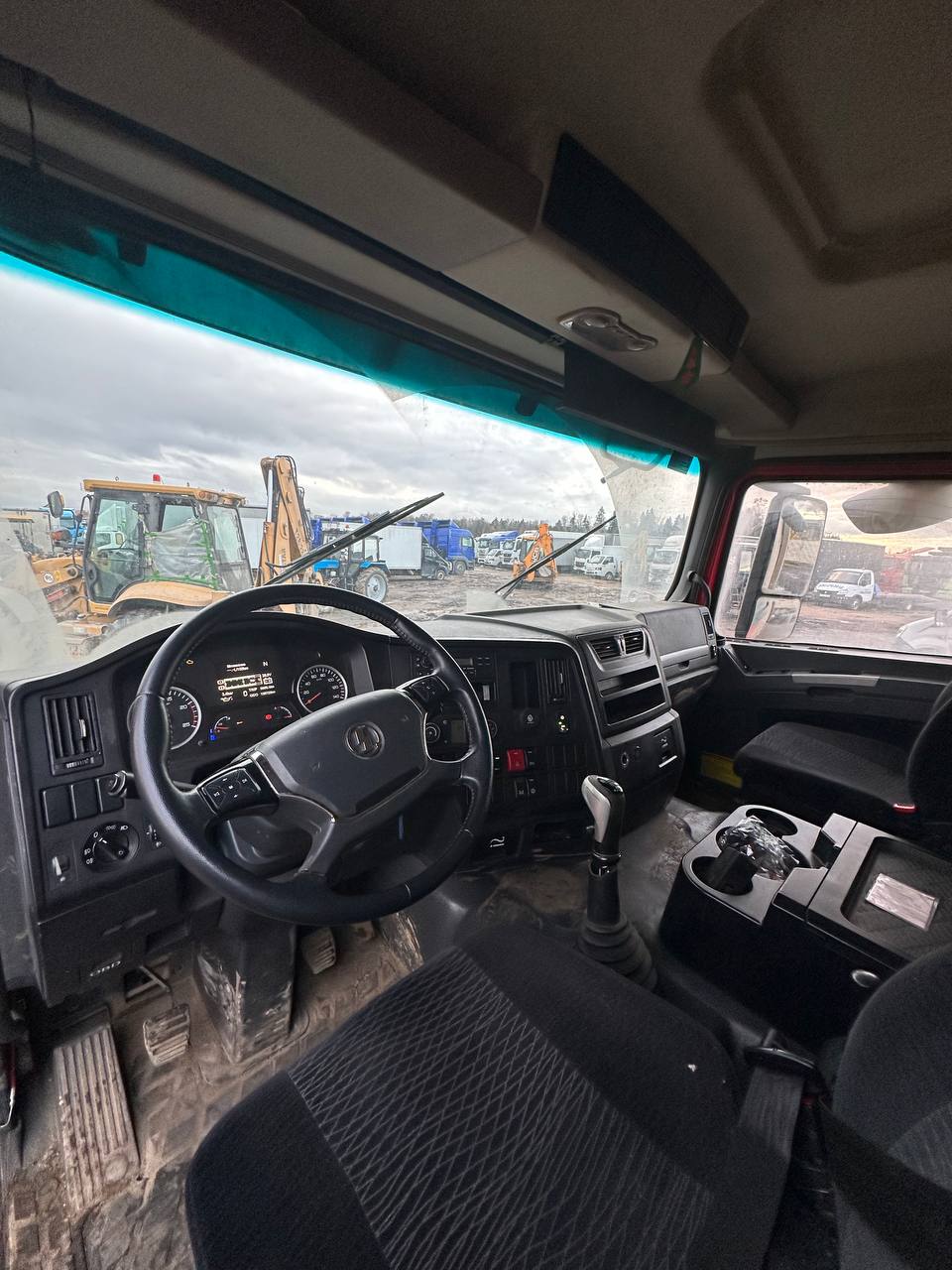 Shacman (Shaanxi) SX* 8x4 Самосвал 2022 г. - фото 11