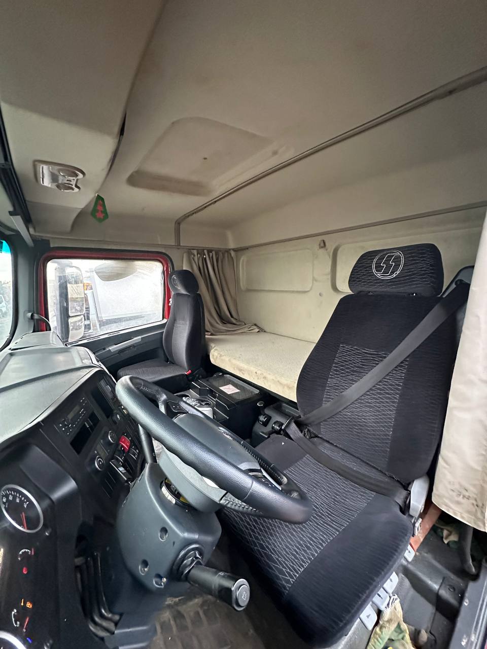 Shacman (Shaanxi) SX* 8x4 Самосвал 2022 г. - фото 12