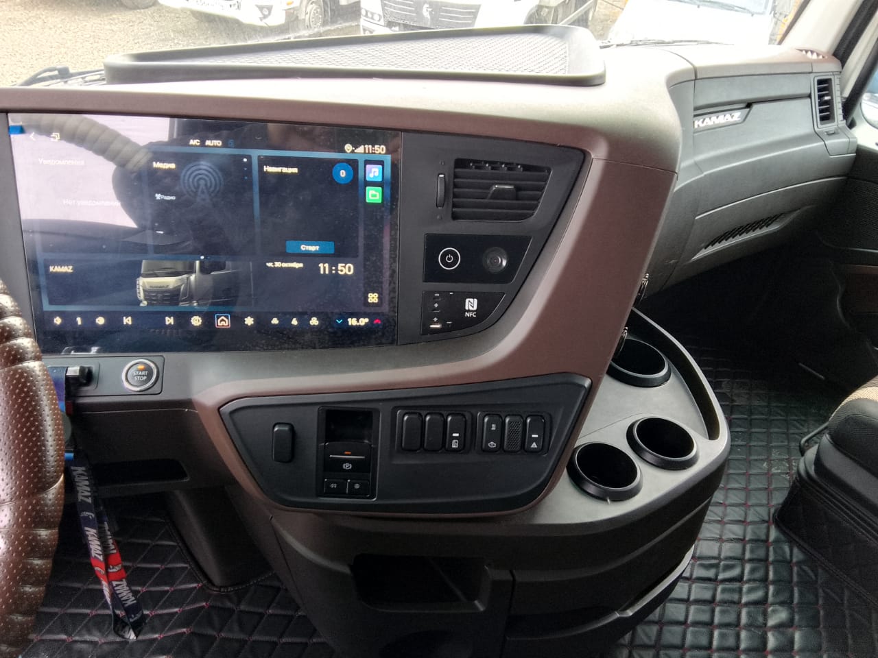 КамАЗ 54901 4x2 Седельный тягач 2023 г. - фото 12