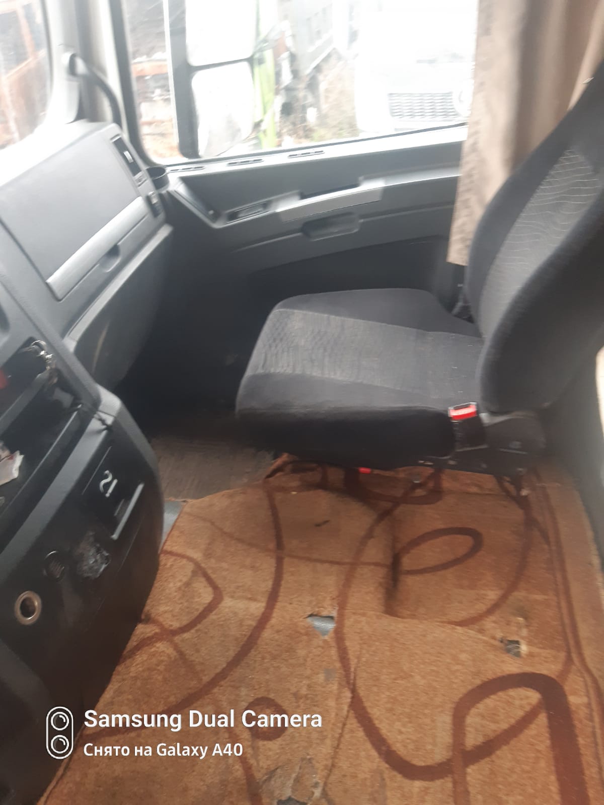 Shacman (Shaanxi) SX* 6x6 Седельный тягач 2022 г. - фото 7