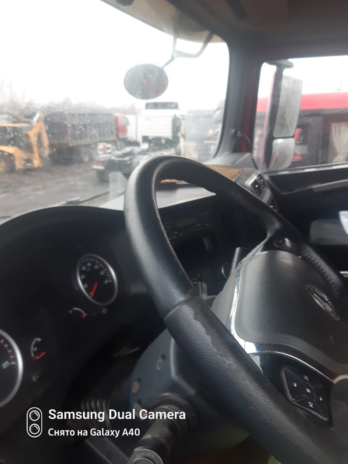 Shacman (Shaanxi) SX* 6x6 Седельный тягач 2022 г. - фото 5