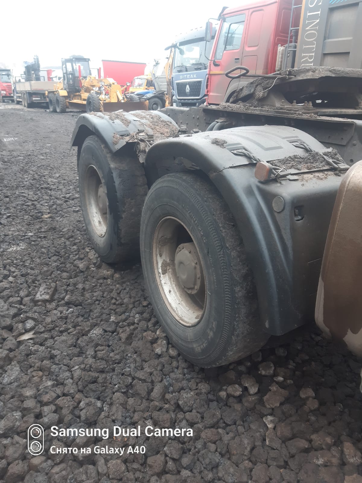 Shacman (Shaanxi) SX* 6x6 Седельный тягач 2022 г. - фото 9