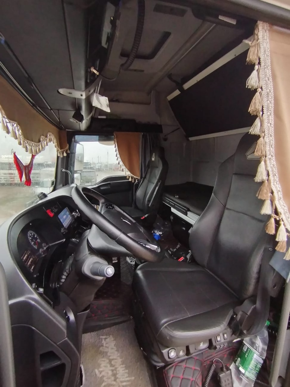 SITRAK C7H 4x2 Седельный тягач 2023 г. - фото 6