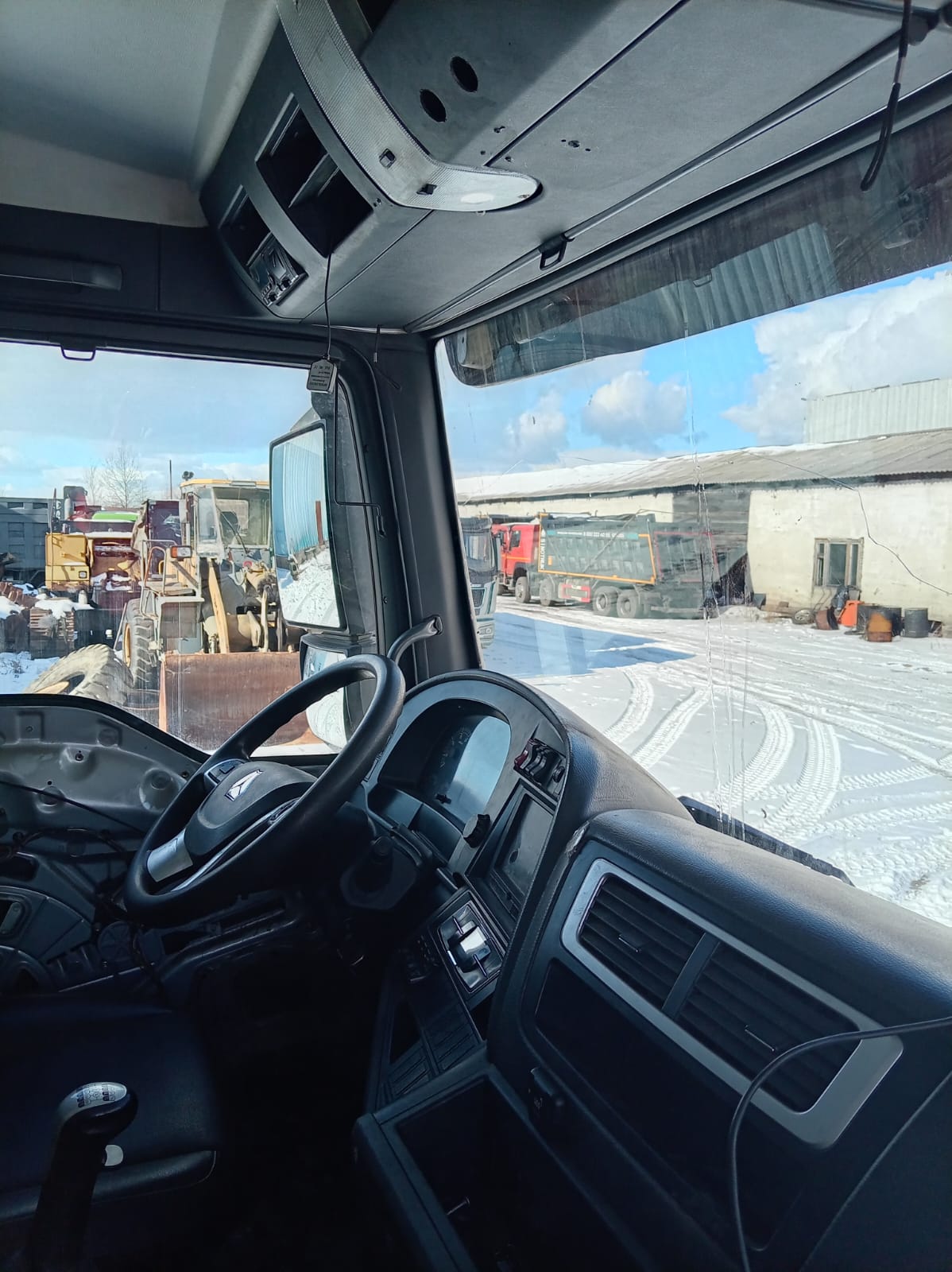 SITRAK C7H 8x4 Самосвал 2024 г. - фото 10