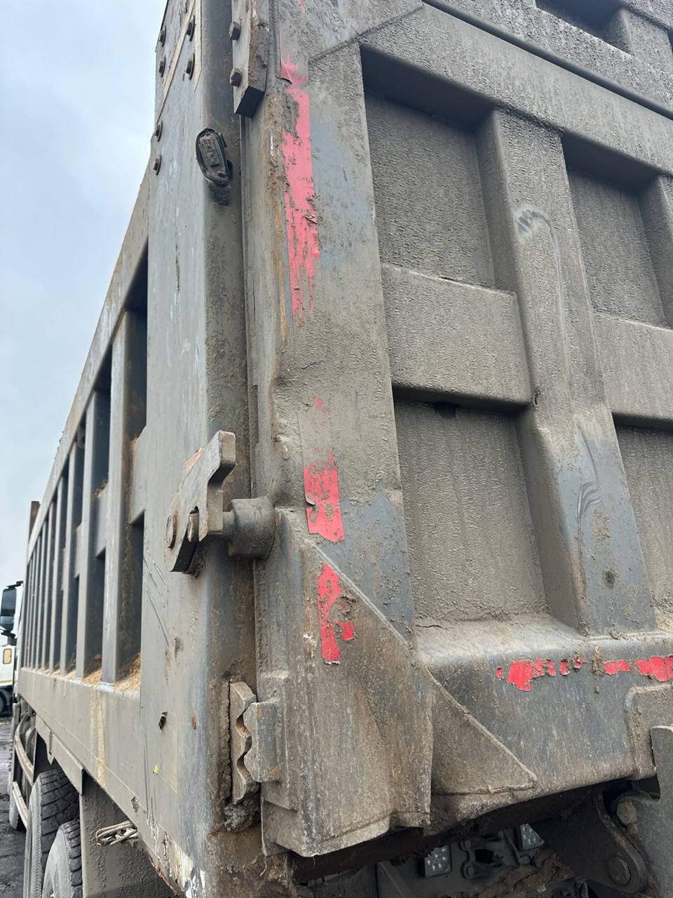 Shacman (Shaanxi) SX* 8x4 Самосвал 2022 г. - фото 16