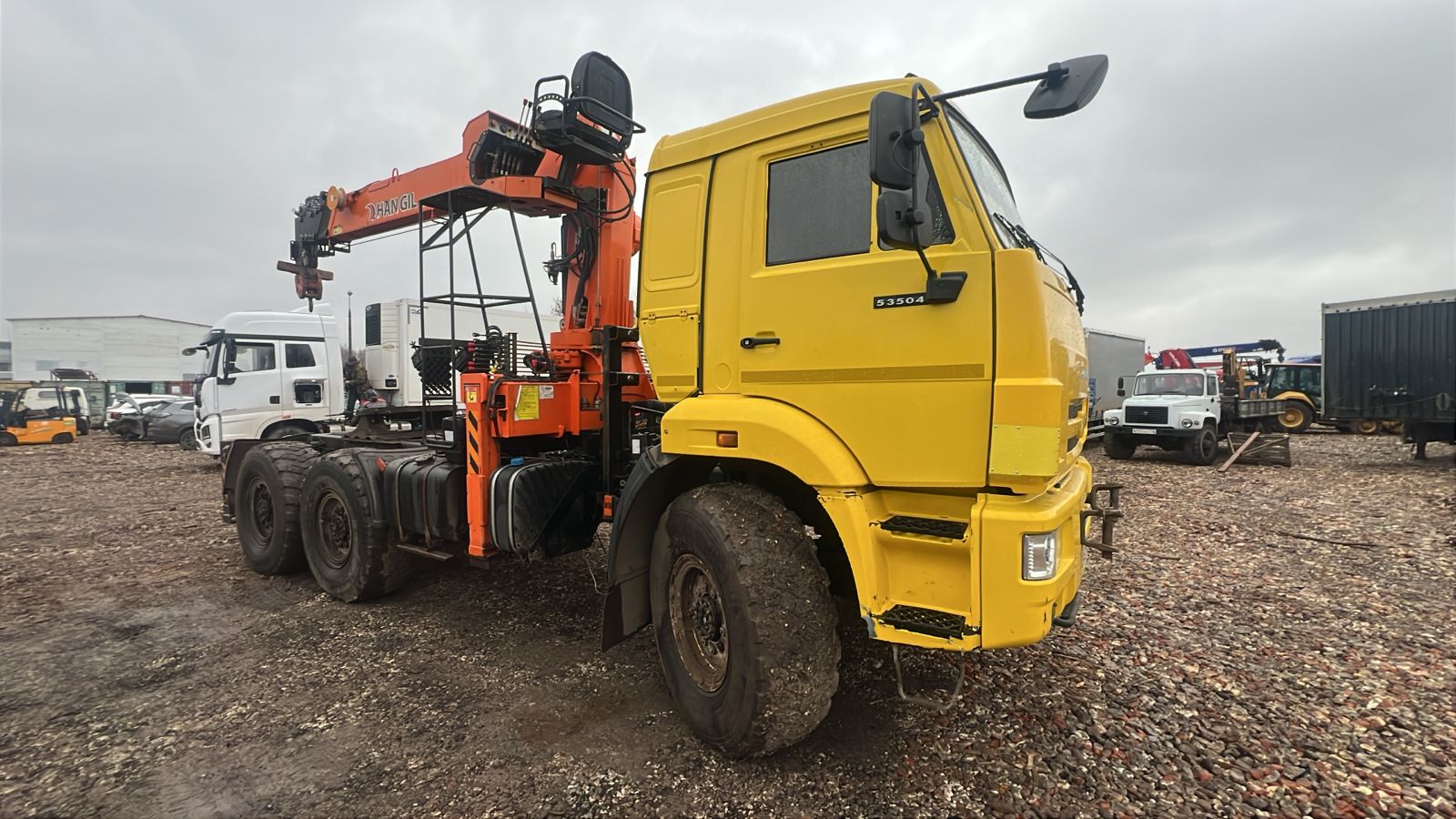 Строительные подъемные машины (СПМ) 7324* на шасси КамАЗ 53504 6x6 Седельный тягач с КМУ 2023 г. - фото 2