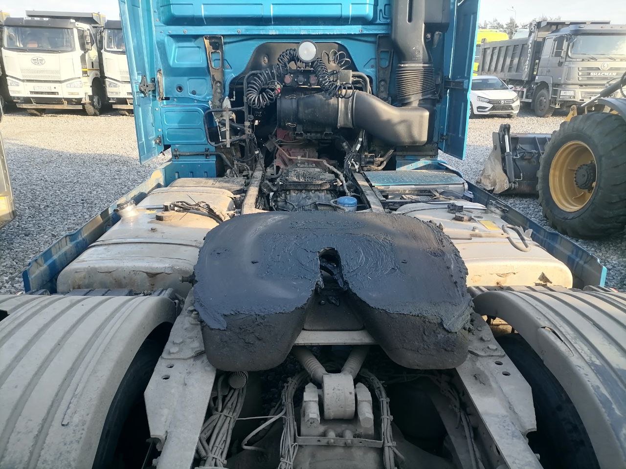 Foton AUMAN 4x2 Седельный тягач 2023 г. - фото 6