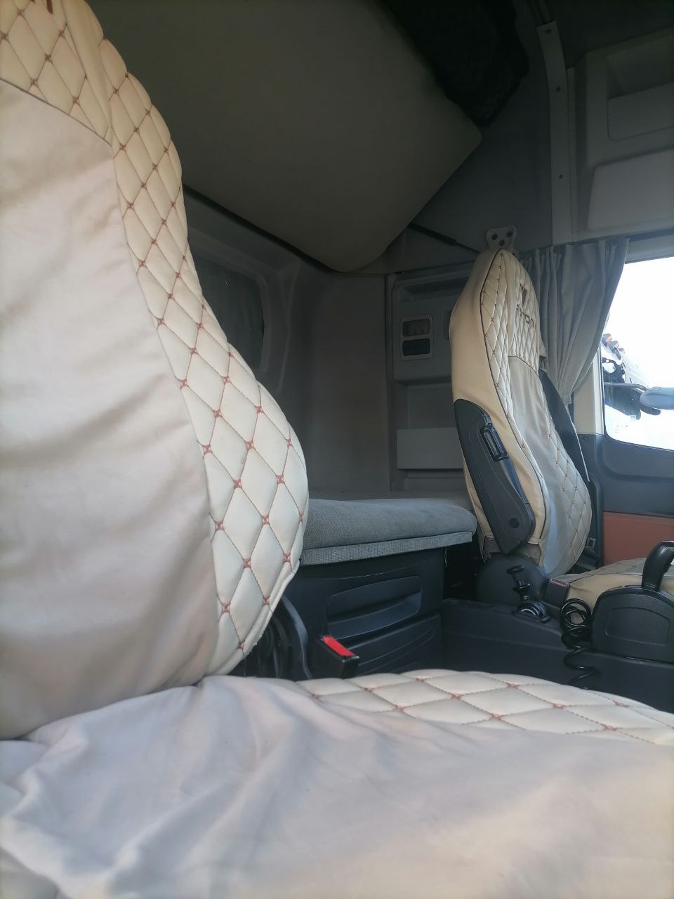 Foton AUMAN 4x2 Седельный тягач 2023 г. - фото 12