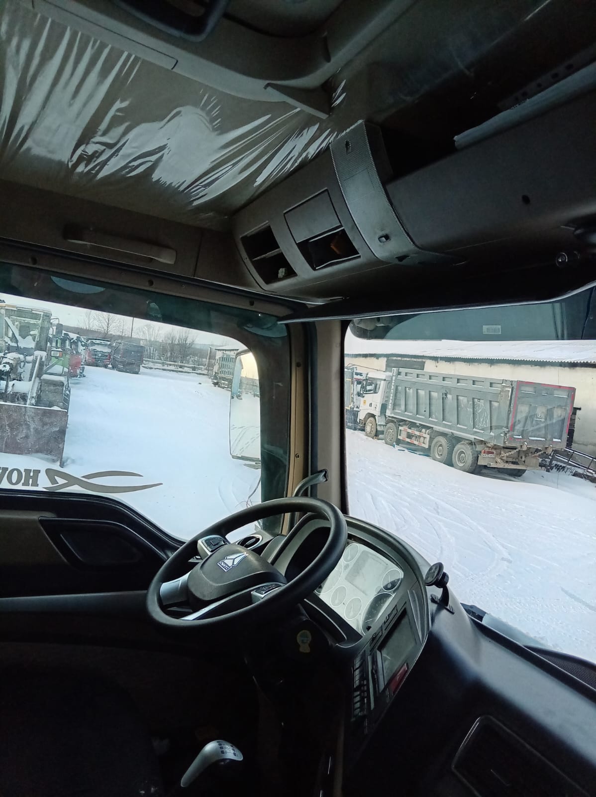 Howo T5G 6x4 Самосвал 2022 г. - фото 15