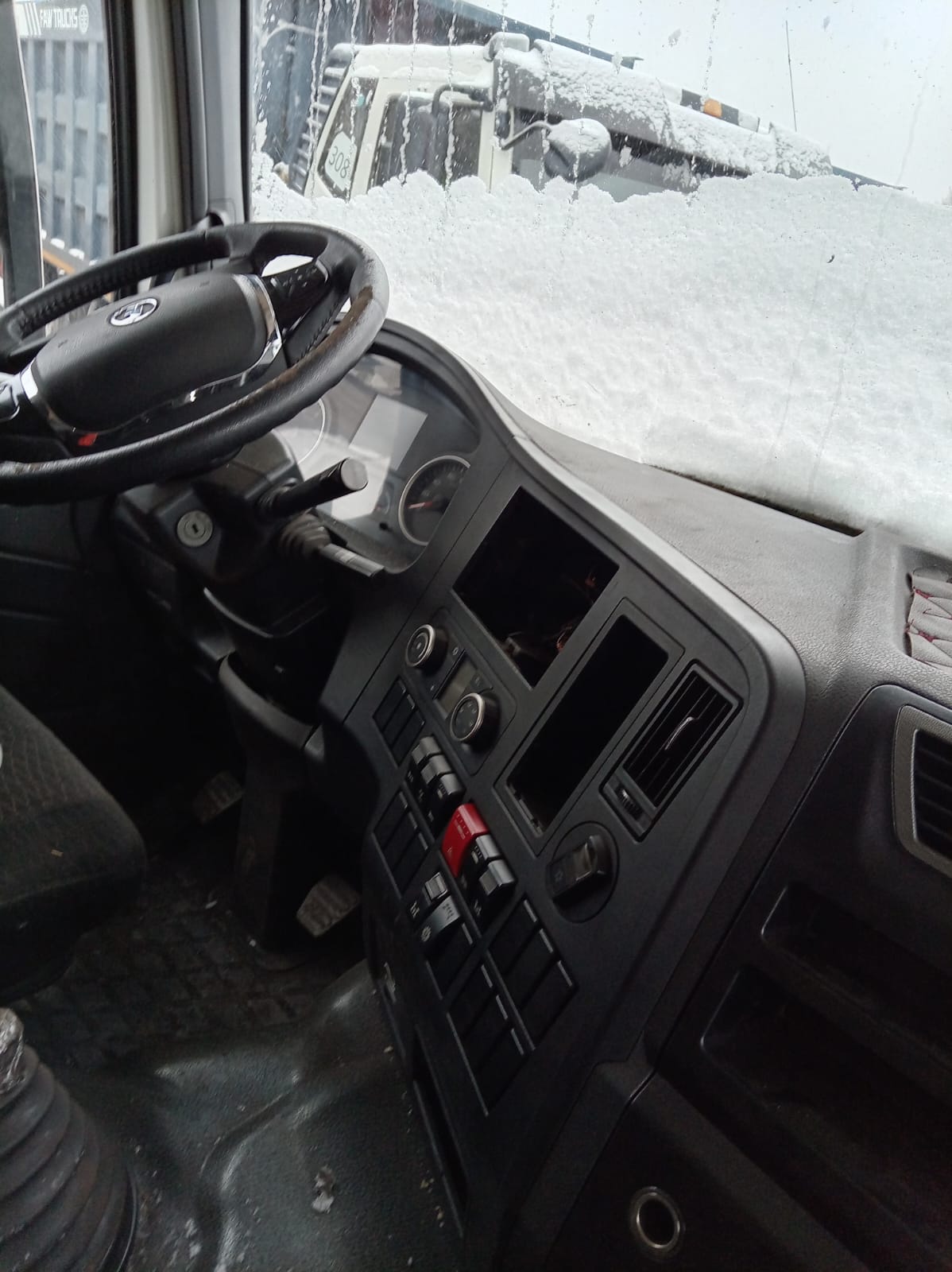 Shacman (Shaanxi) SX* 8x4 Самосвал 2022 г. - фото 10