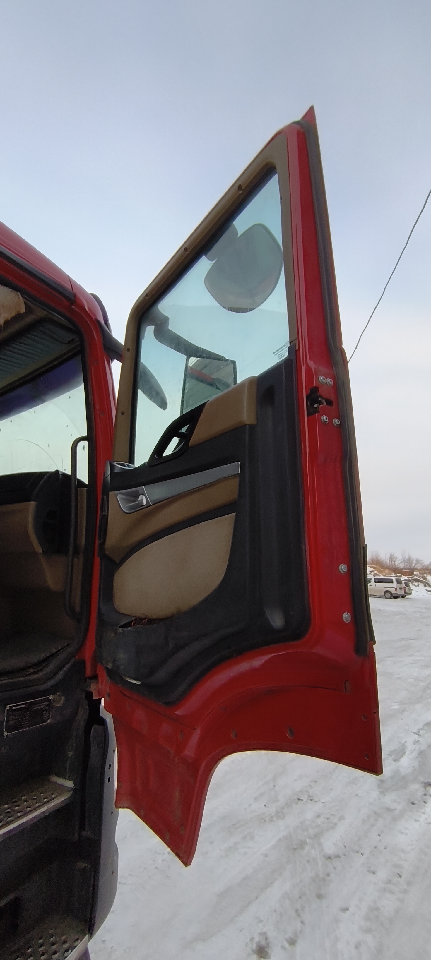 Howo T5G 8x4 Самосвал 2022 г. - фото 8