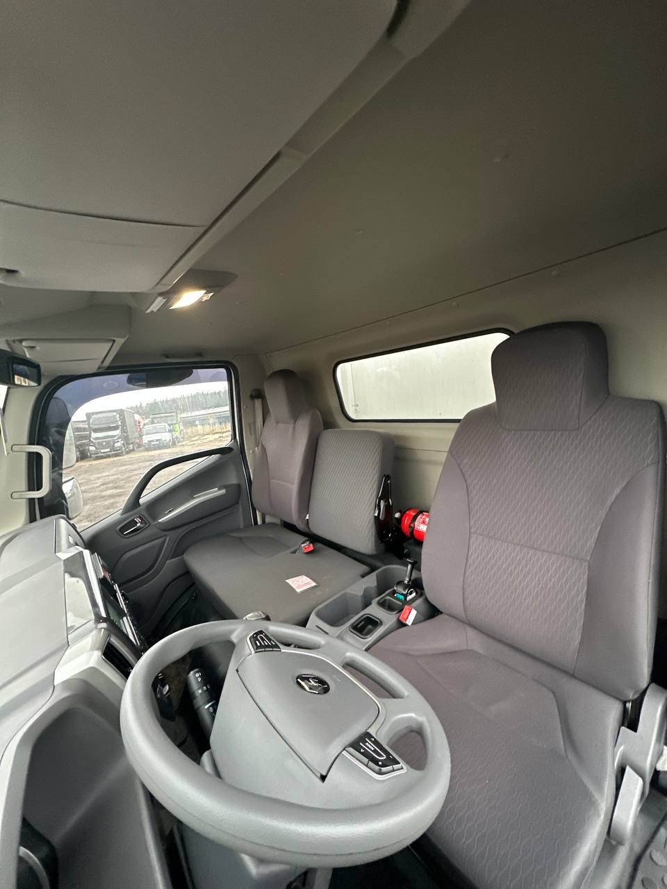 GAZ Valdai 8 Изотермический/рефрижератор с гидробортом 2024 г. - фото 11