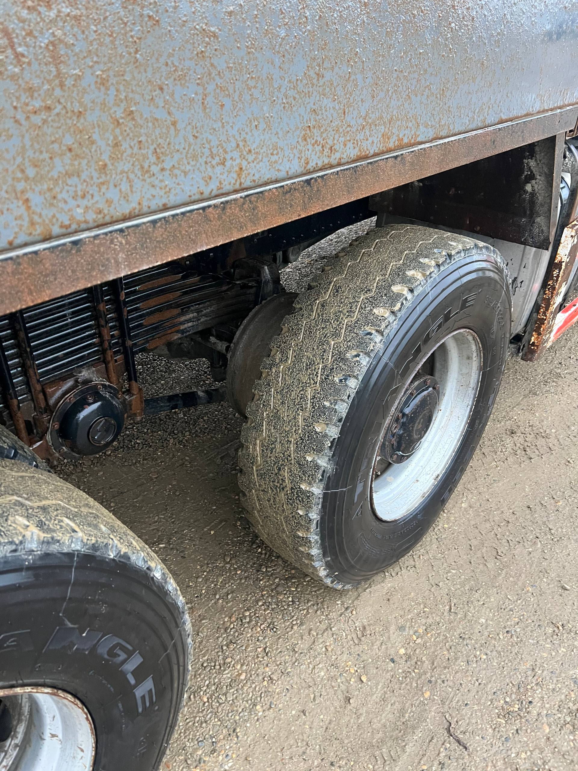 Shacman (Shaanxi) SX* 6x4 Самосвал 2023 г. - фото 17