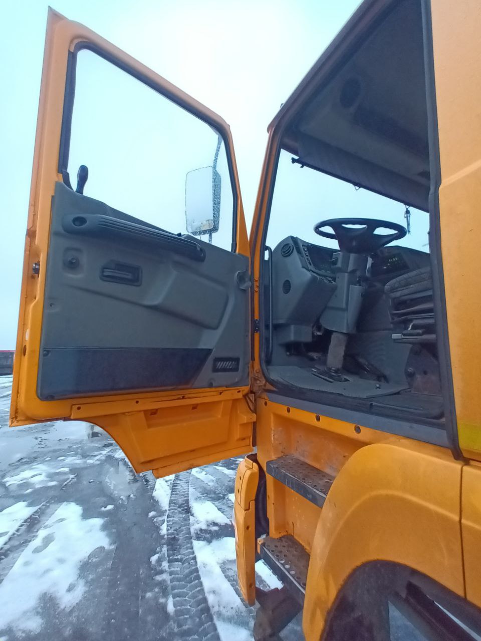 TIGARBO 6936* на шасси МАЗ 6516 8x4 Автобетоносмеситель 2021 г. - фото 5