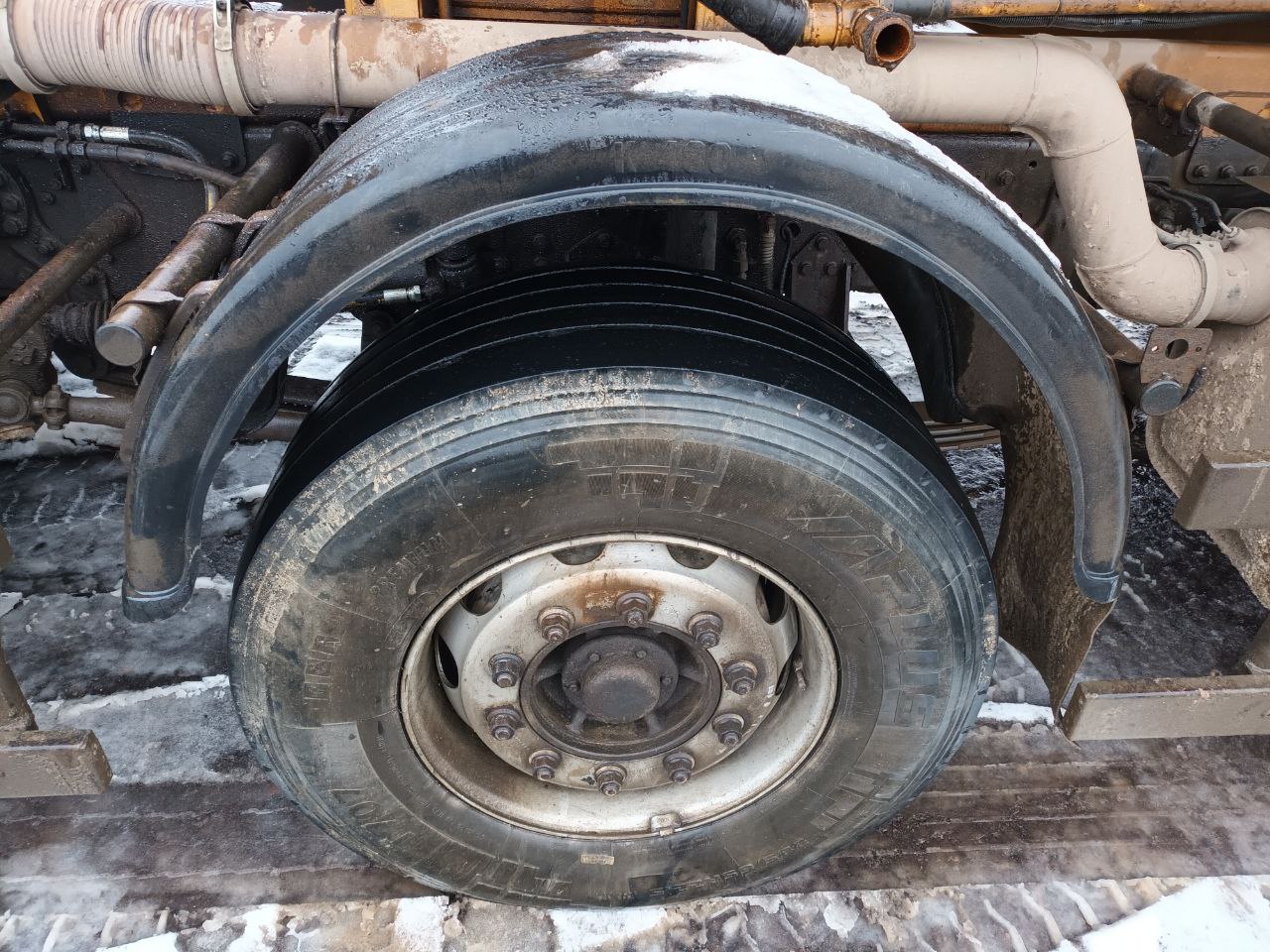 TIGARBO 6936* на шасси МАЗ 6516 8x4 Автобетоносмеситель 2021 г. - фото 13